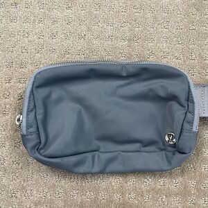 Lululemon Everywhere Belt Bag Gray 1L One Size Water Repellent Zippered